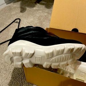 Storm Ugg boot shoes